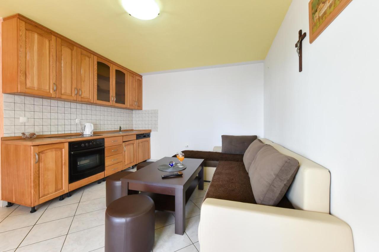 Apartments Krepo Vir Exterior photo