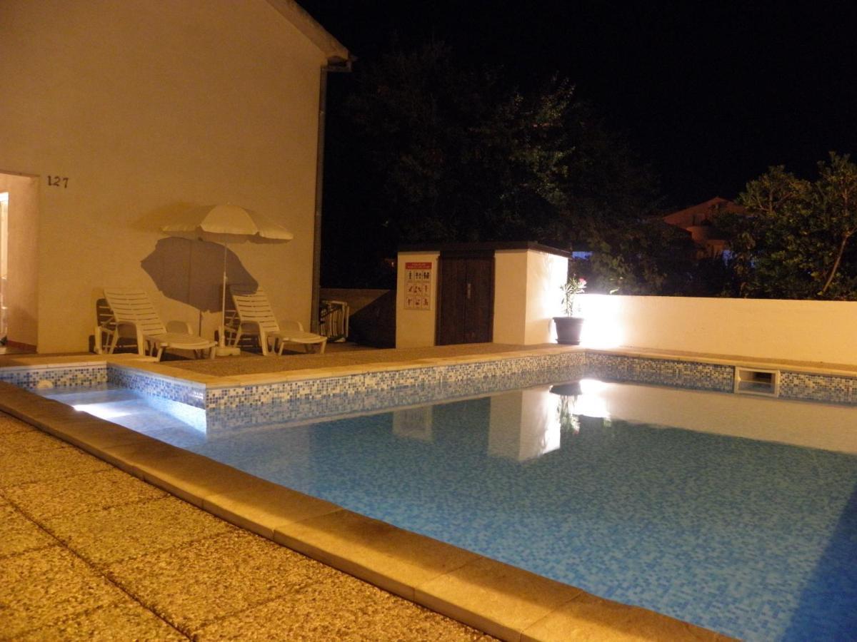 Apartments Krepo Vir Exterior photo