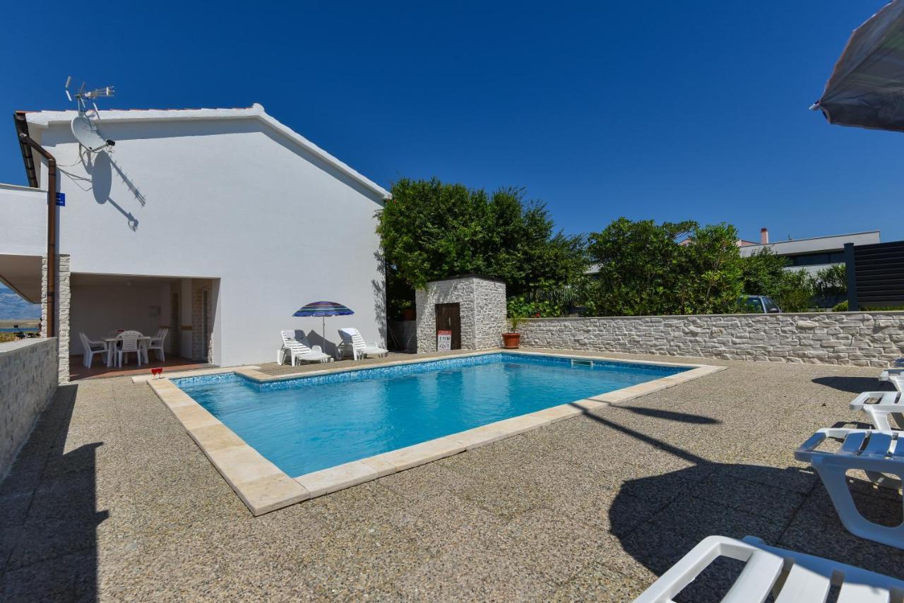 Apartments Krepo Vir Exterior photo