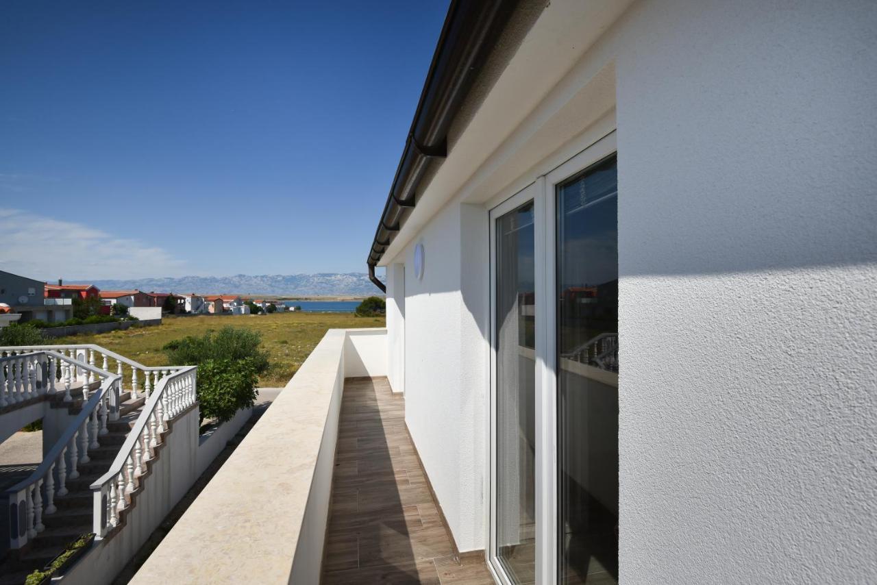 Apartments Krepo Vir Exterior photo