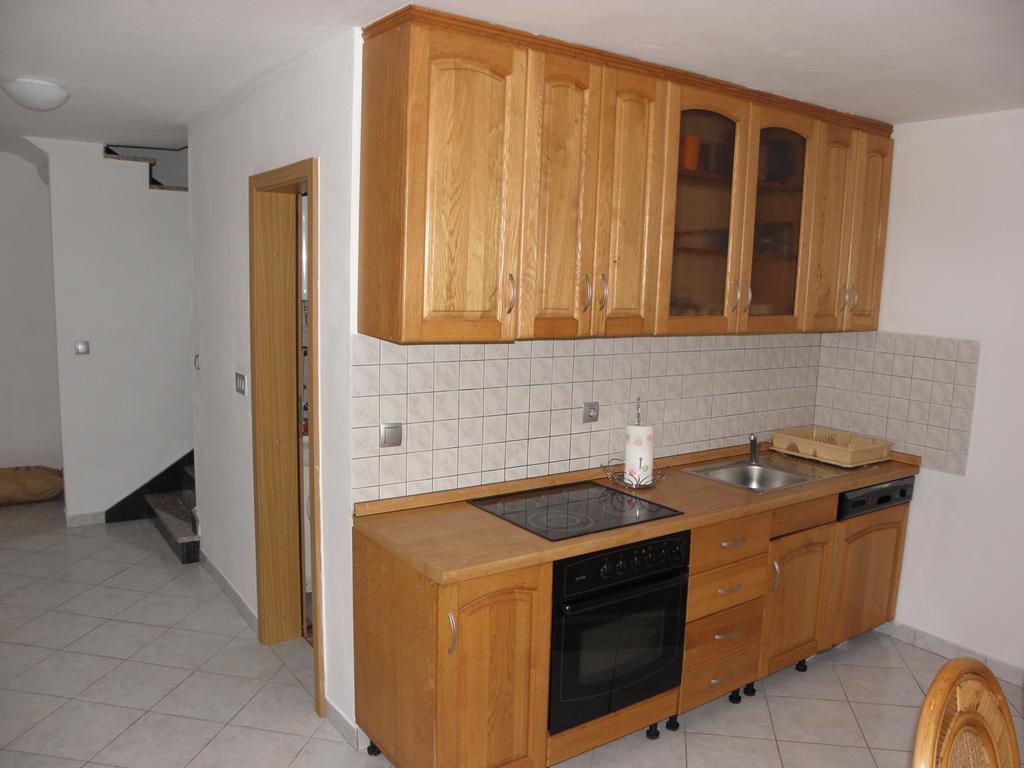 Apartments Krepo Vir Exterior photo